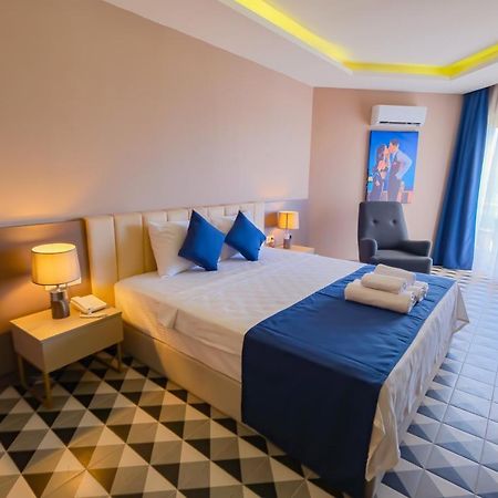 Feniks Hotel アランヤ エクステリア 写真